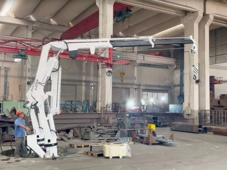 0.5T7.7M Marine Foldable And Telescopic Small Crane